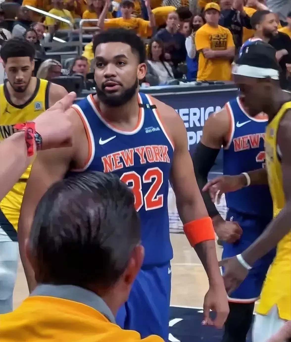 九游会-关于冲刺阶段体能课后；克里夫兰骑士再遭质疑备战CBA季后赛；管理层满意；身体对抗强度拉满的信息