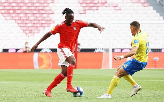 九游会-埃因霍温今夜复出首秀，志在葡超名次提升，目标明确，团队化学反应显著(埃因霍温队员名单)