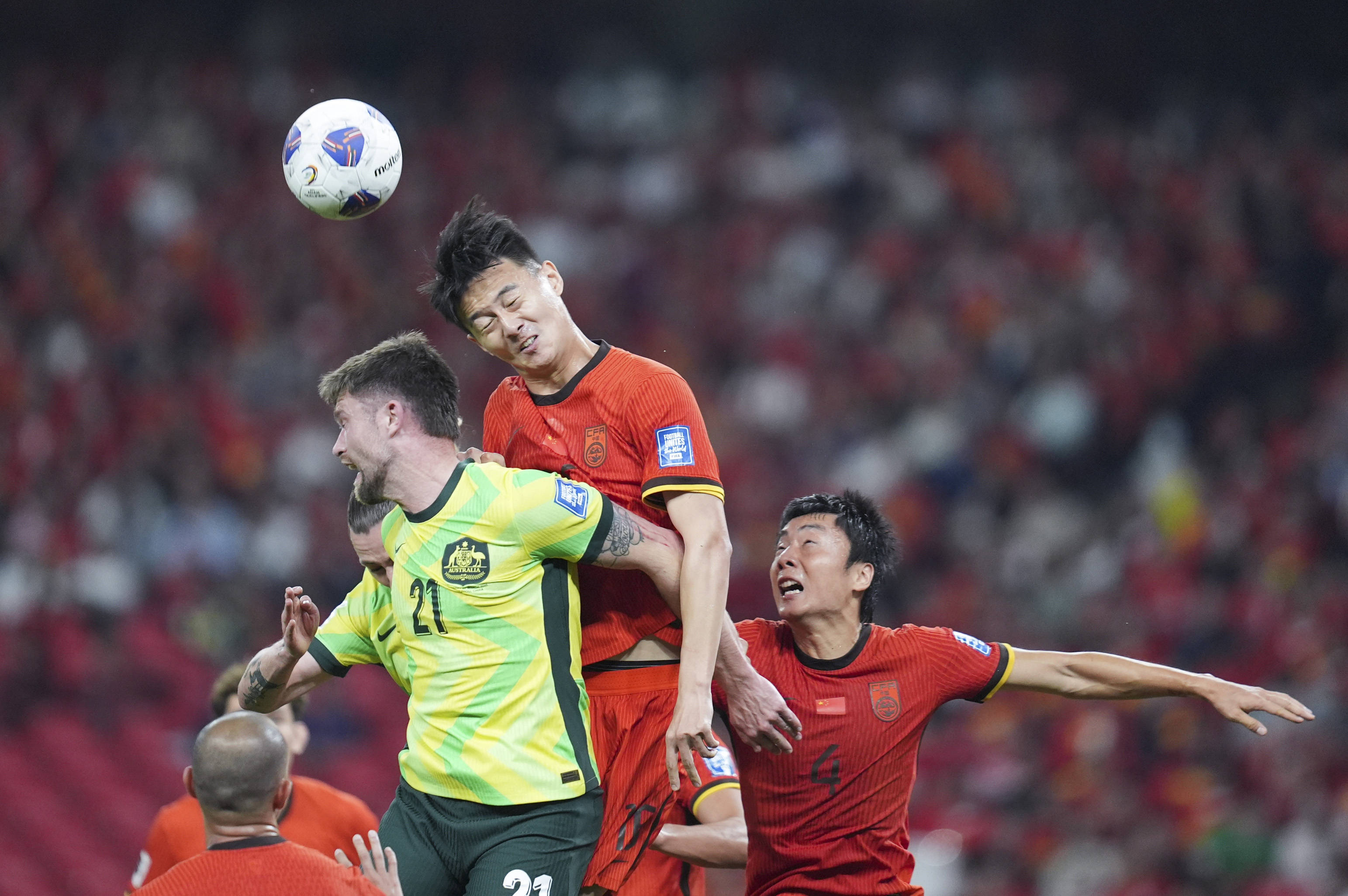 九游会-关于上海申花训练开放日；今夜手感冰凉引欢呼；社区盾在即；阵容厚度经受考验的信息