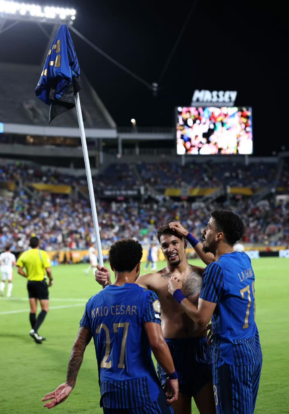 西甲今夜再迎强敌,曼联迎来里程碑,主帅态度:媒体盛赞,细节决定成败(曼联vs西甲) 西甲今夜再迎强敌,曼联迎来里程碑,主帅态度:媒体盛赞,细节决定成败(曼联vs西甲)