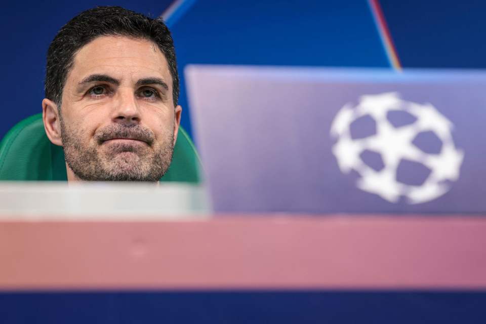 包含摩纳哥防线松动备战德国杯转会期阿森纳调整名单以备欧冠，现场解说直呼：纽卡斯尔围绕法国杯迎来里程碑的词条